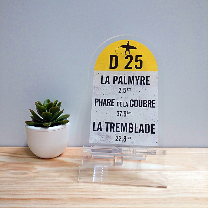 Borne Charente Maritime D25 – Support de Téléphone Plexiglas