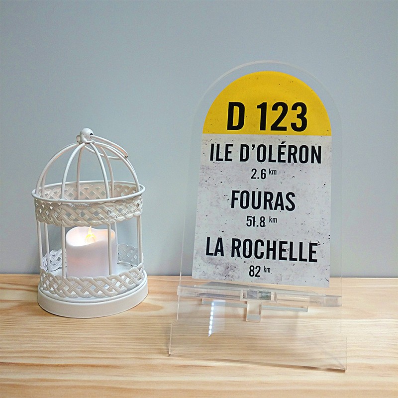 Borne Charente Maritime D123 – Support de Téléphone Plexiglas