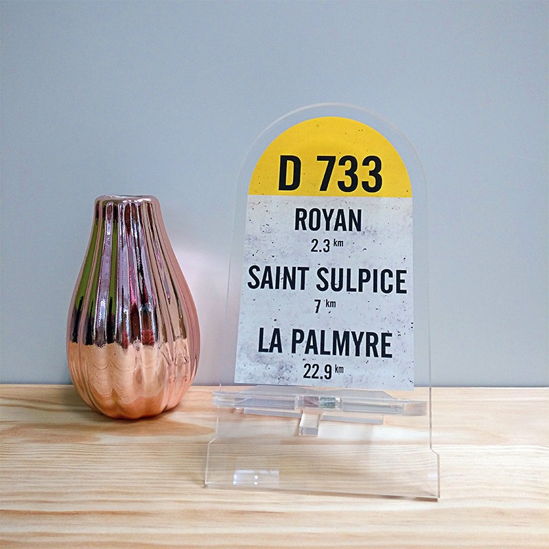 Borne Charente Maritime D733 – Support de Téléphone Plexiglas